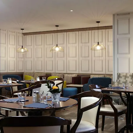 Hotel Mercure Paris Cdg 4*