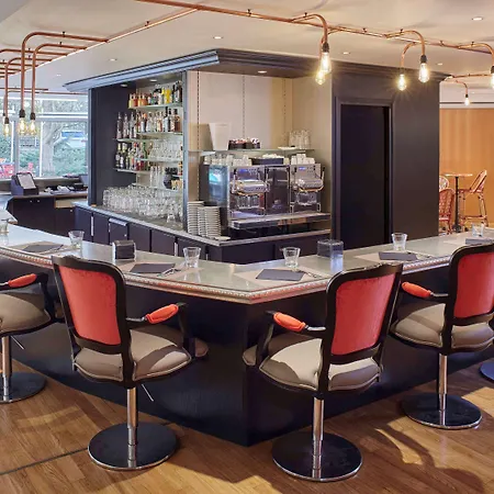 Hotel Mercure Paris Cdg 4*