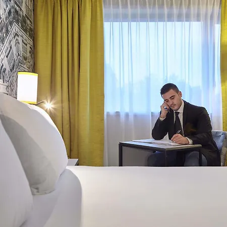 Hotel Mercure Paris Cdg 4*