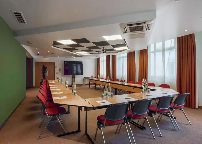 Mercure Paris Cdg מלון 4*